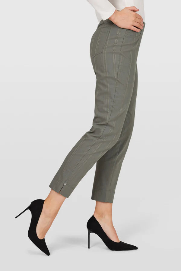 Robell cotton blend Seersucher trousers in Khaki Green 52642 881