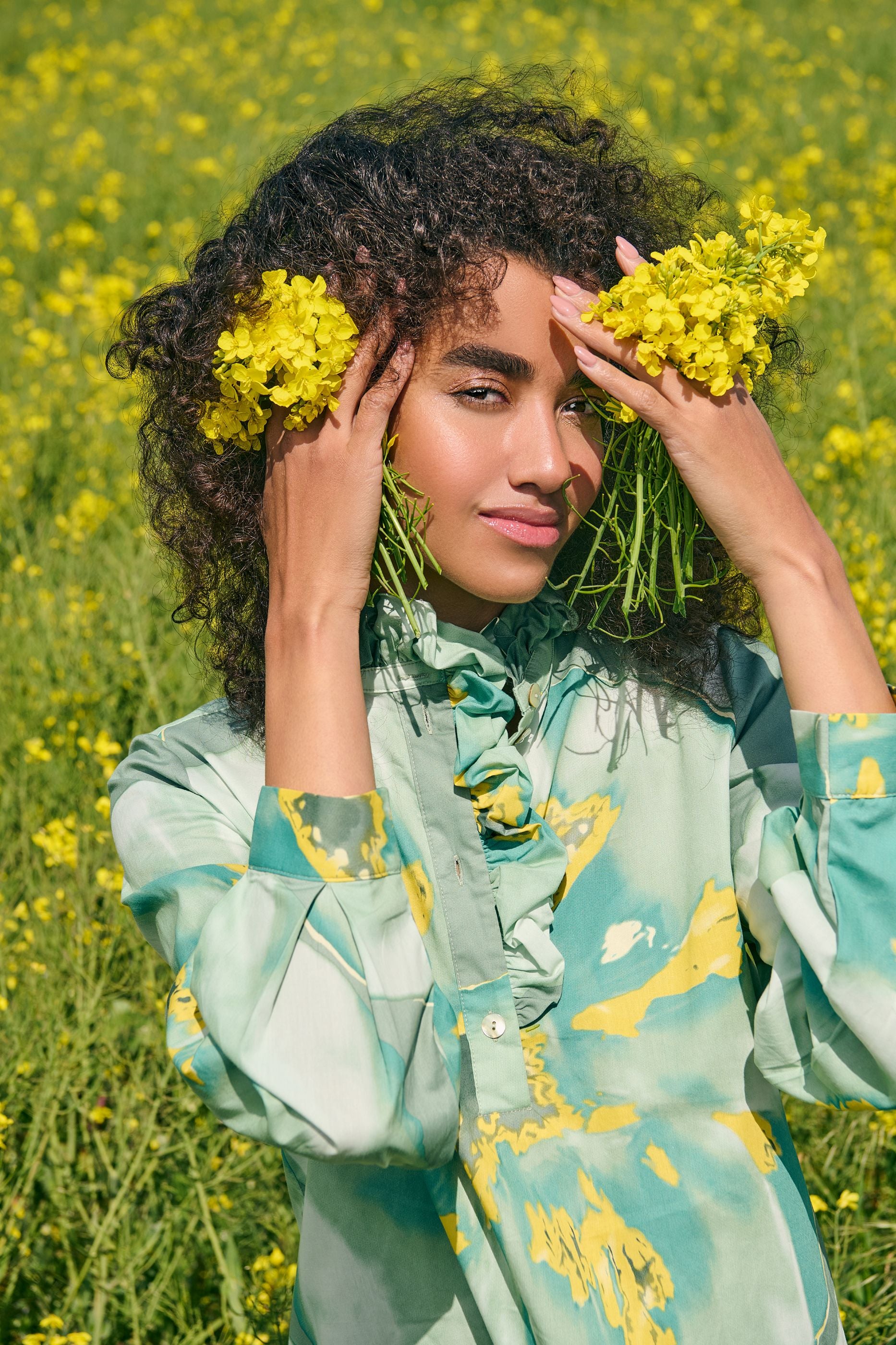 Noen Cotton Tunic with frill collar and pockets in stunning print 83740