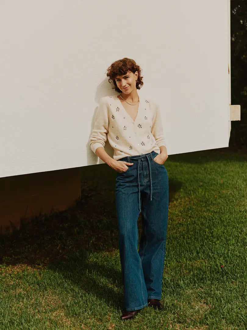 Byoung v neck embroidery cardigan 20817102