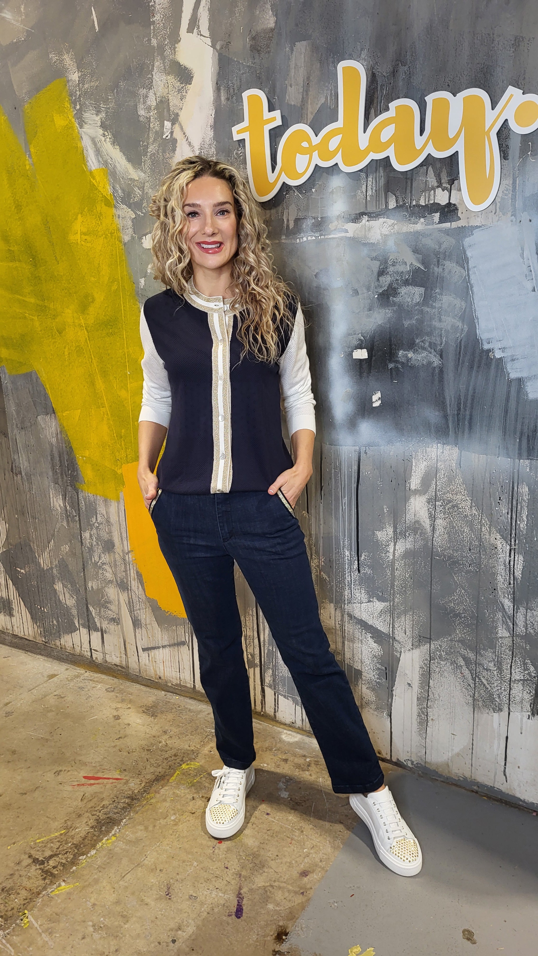 No2morrow Nala Jeans 29" leg in mid and dark denim