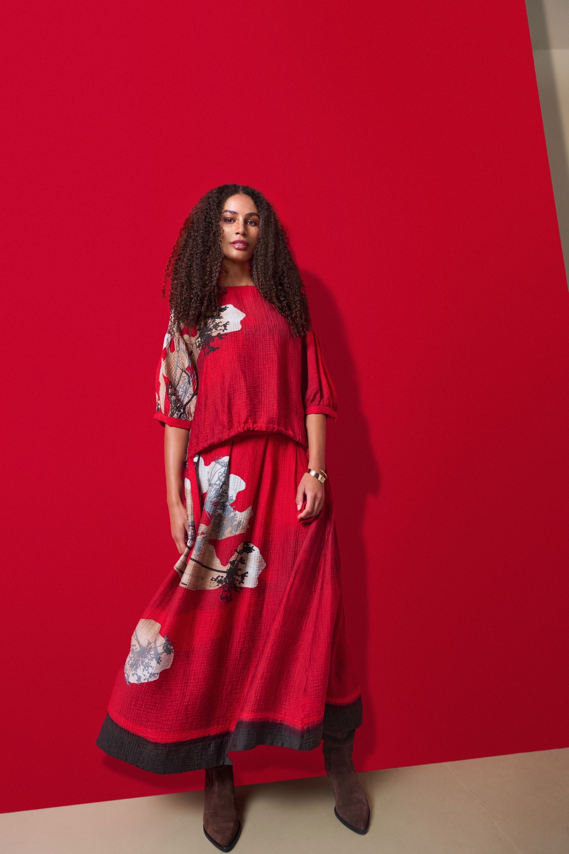 Noen Statement print top in Scarlet red 84055