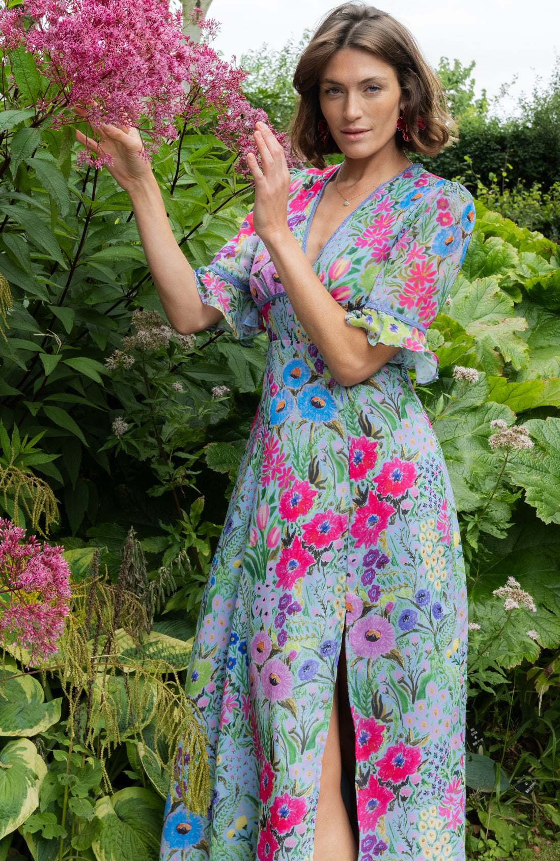 Hope & Ivy Lily Frill Sleeve Thigh Split Maxi Dress with Lace Trim