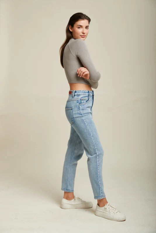 Toxic Mom Fit Light Wash Jean
