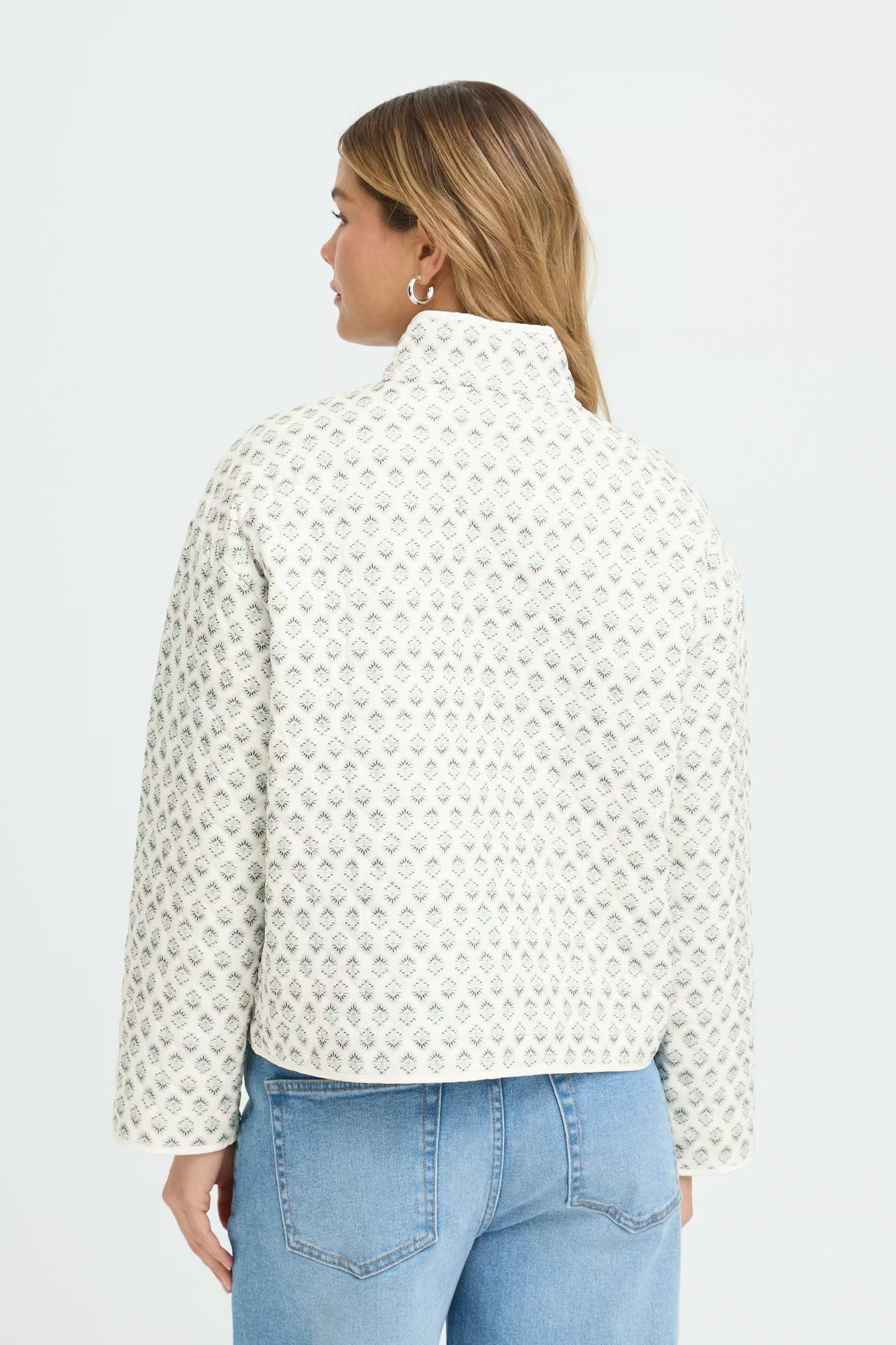 Fransa Claudine Lightly quilteed Jacket in Cream and Sage green Print 20617085 26