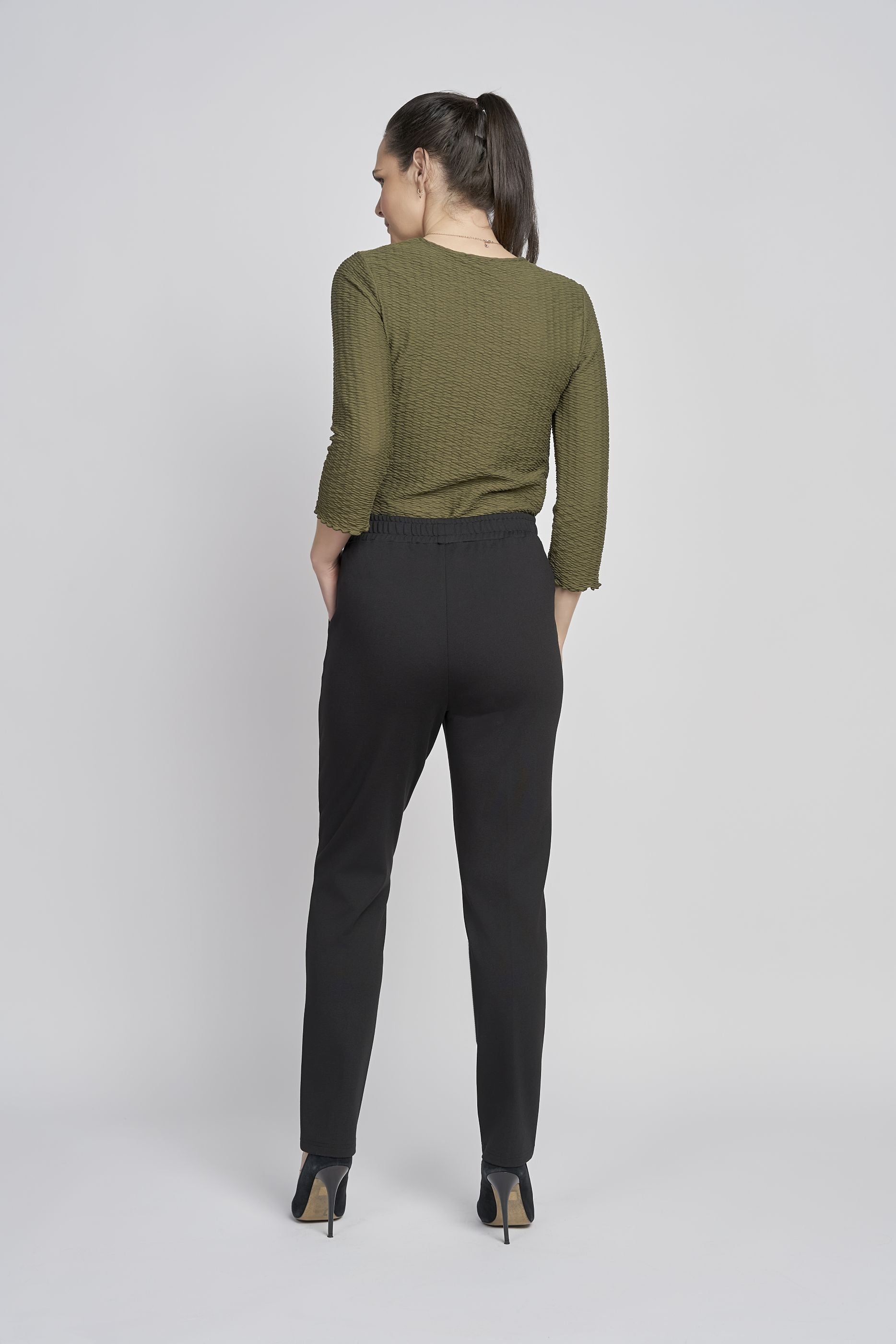 Pinns Straight Leg Relaxed trousers with gemstone pockets 705T