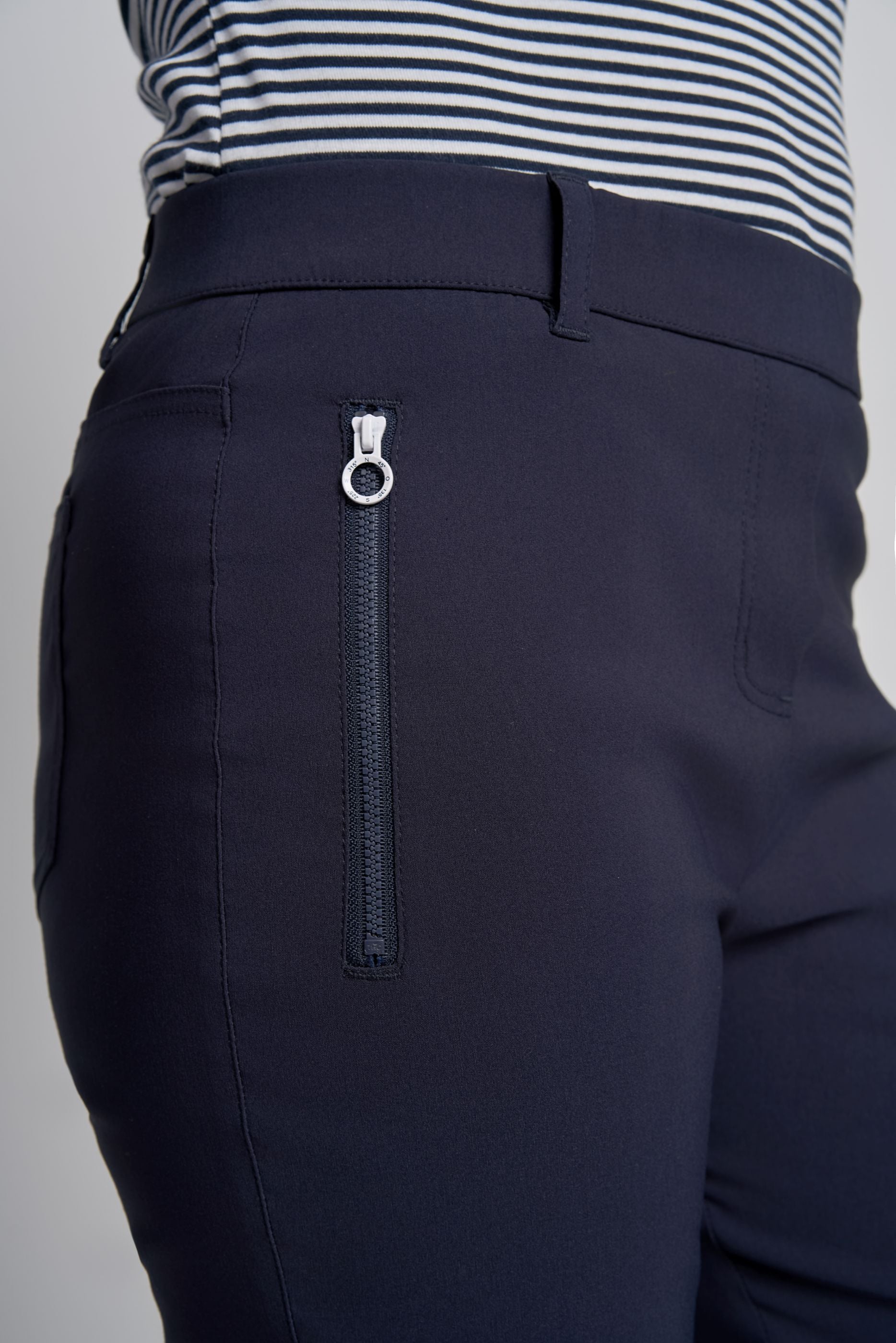 Pinns Bengaline Crop Trousers with Zip pockets and Hem Detail 724C