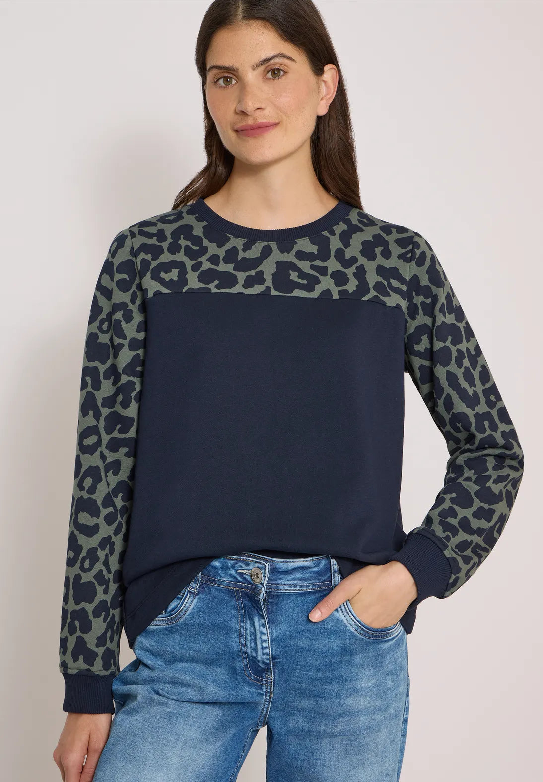 Cecil Colorblock sweatshirt with leopard details 303986