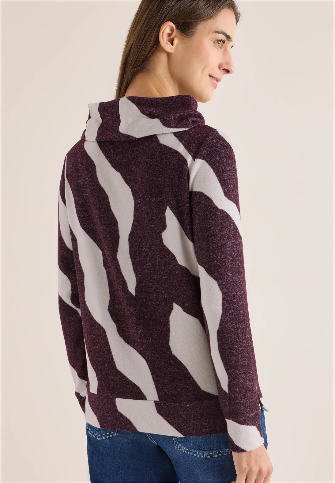 Cecil Cozy Feel Cowl neck top in Ecru and Eggplant red 324156