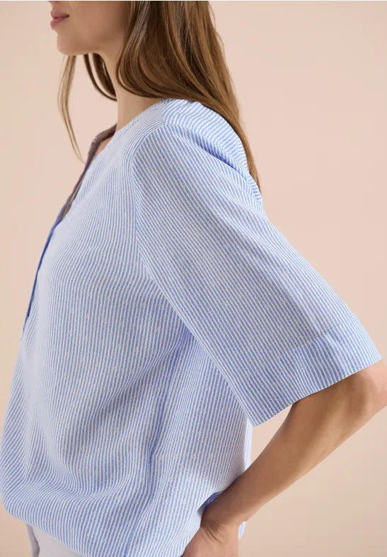 Cecil Short-sleeved blouse with v neck and stripes 346621
