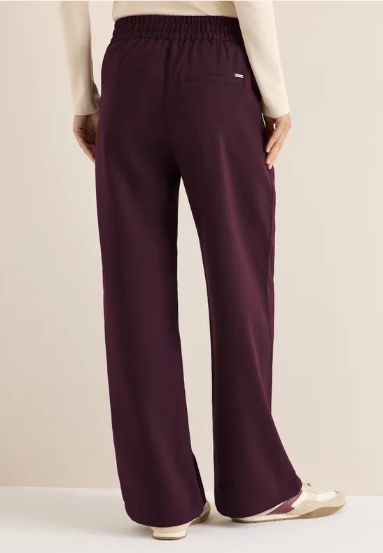 Cecil Relaxed trousers in Eggplant red 30" leg 380093