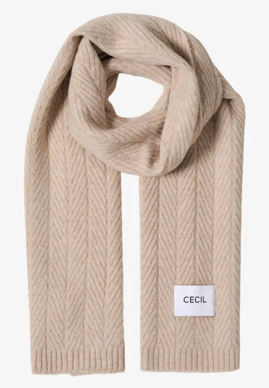 Cecil long cable knit scarf in Blossom or Beige 572940