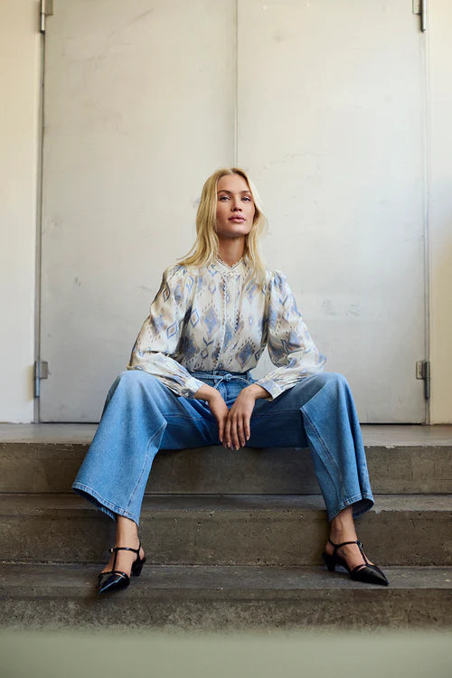 B Copenhagen Long Sleeve Shirt with pretty lace trim 220440