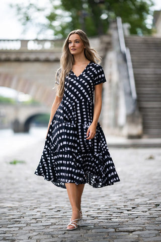 Dress Addict Jazi Organic Cotton Midi Dress. Black White print 402