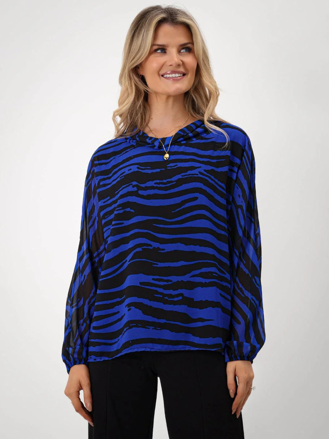 Kate And Pippa Aluna Top with cowl neck and long sleeve