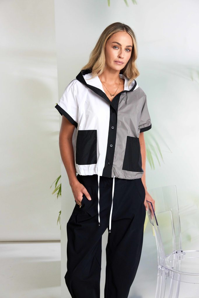 Naya Two Tone Hooded Jacket With Contrast Panel And Pockets Nas26117