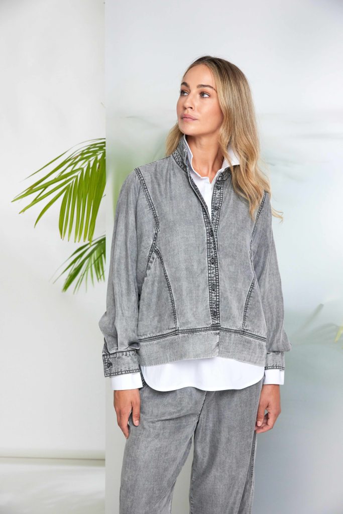 Naya Washed Effect Tencel Jacket With Button Closing Nas26140