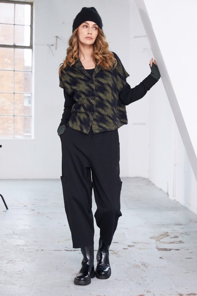 Naya Houndstooth Knit Jacket in Moss and Black print Naw25152