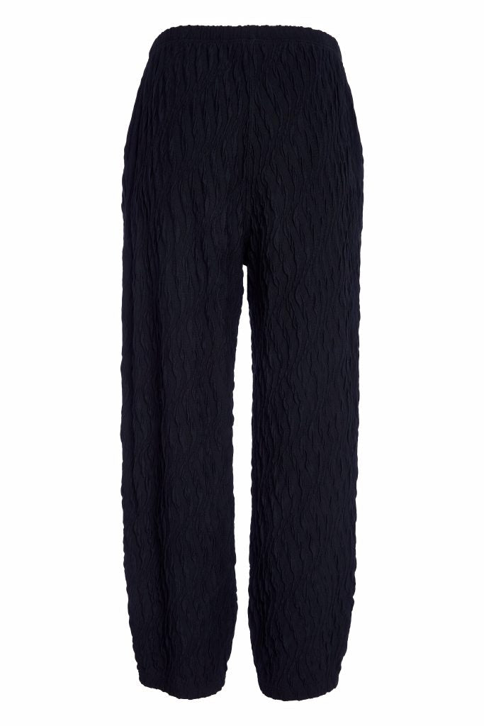 Naya Embossed knit soft pull up trouser Black Naw25230