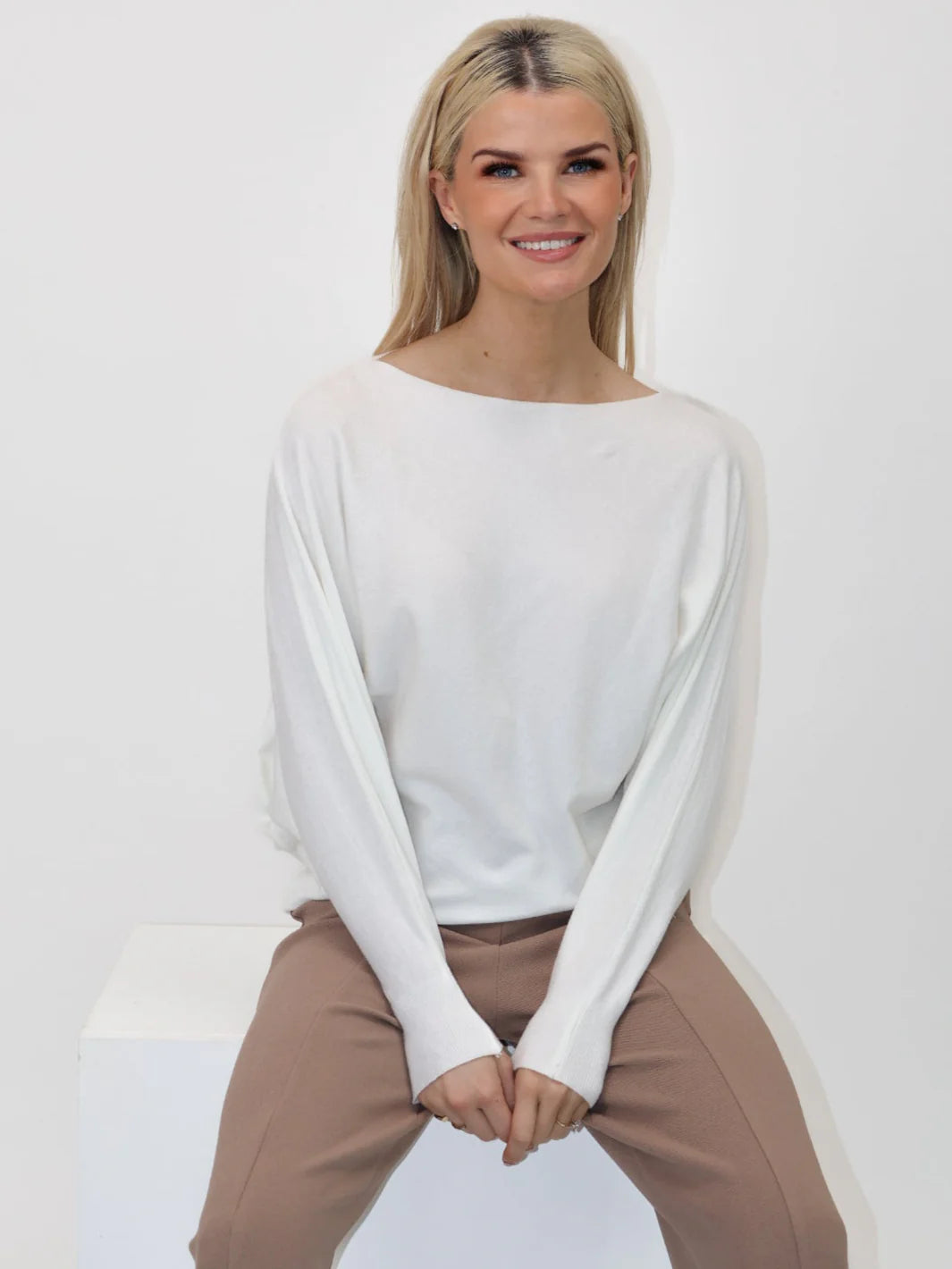 Kate And Pippa Milano batwing jumper. Red only