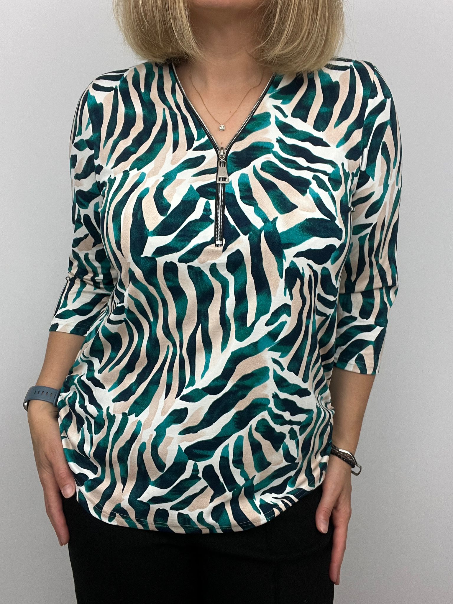 Green Mix Zip top with 3/4 sleeves