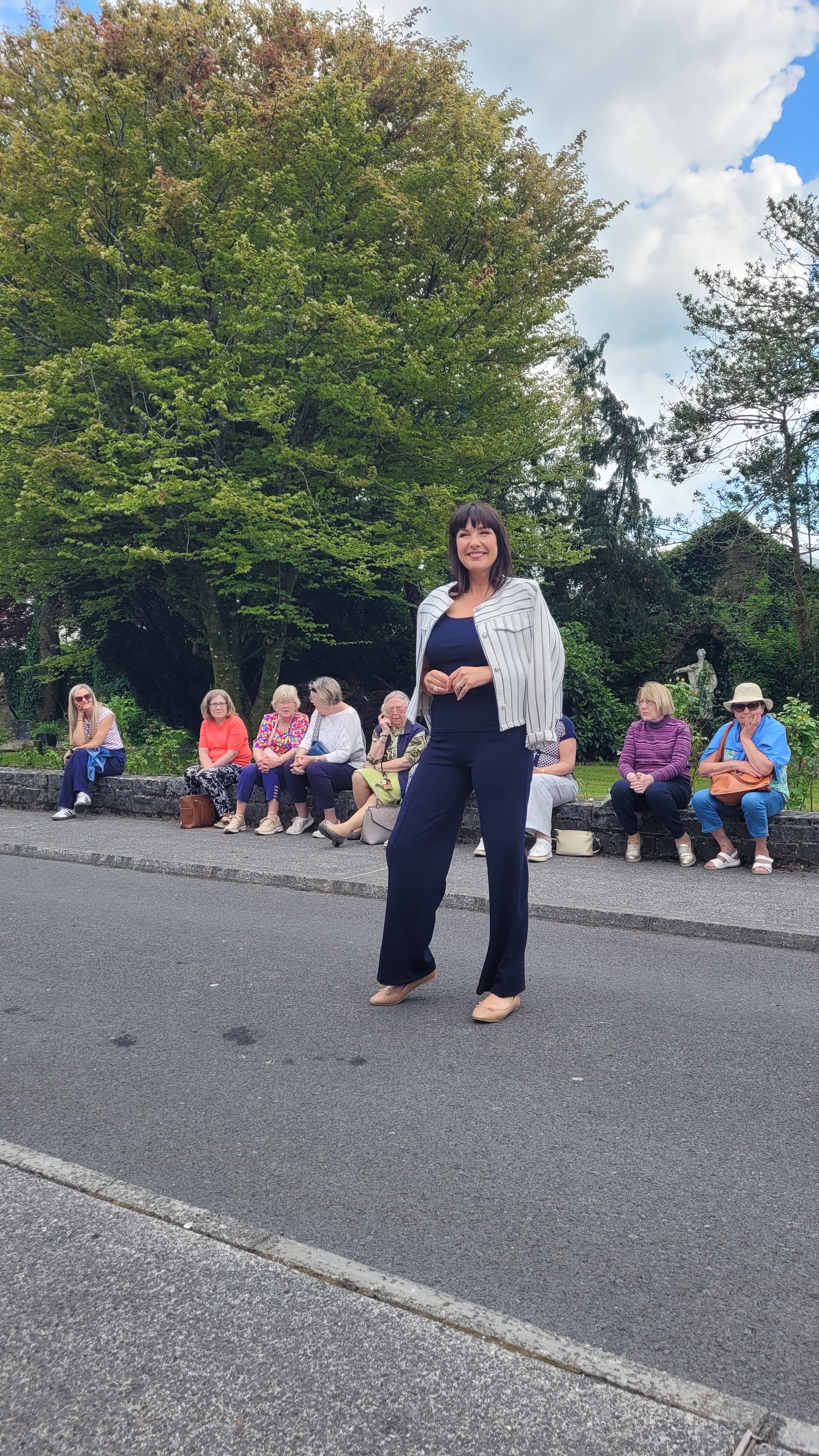 Kate And Pippa Lulu Straight leg Stretch Trousers . Sand Navy Black