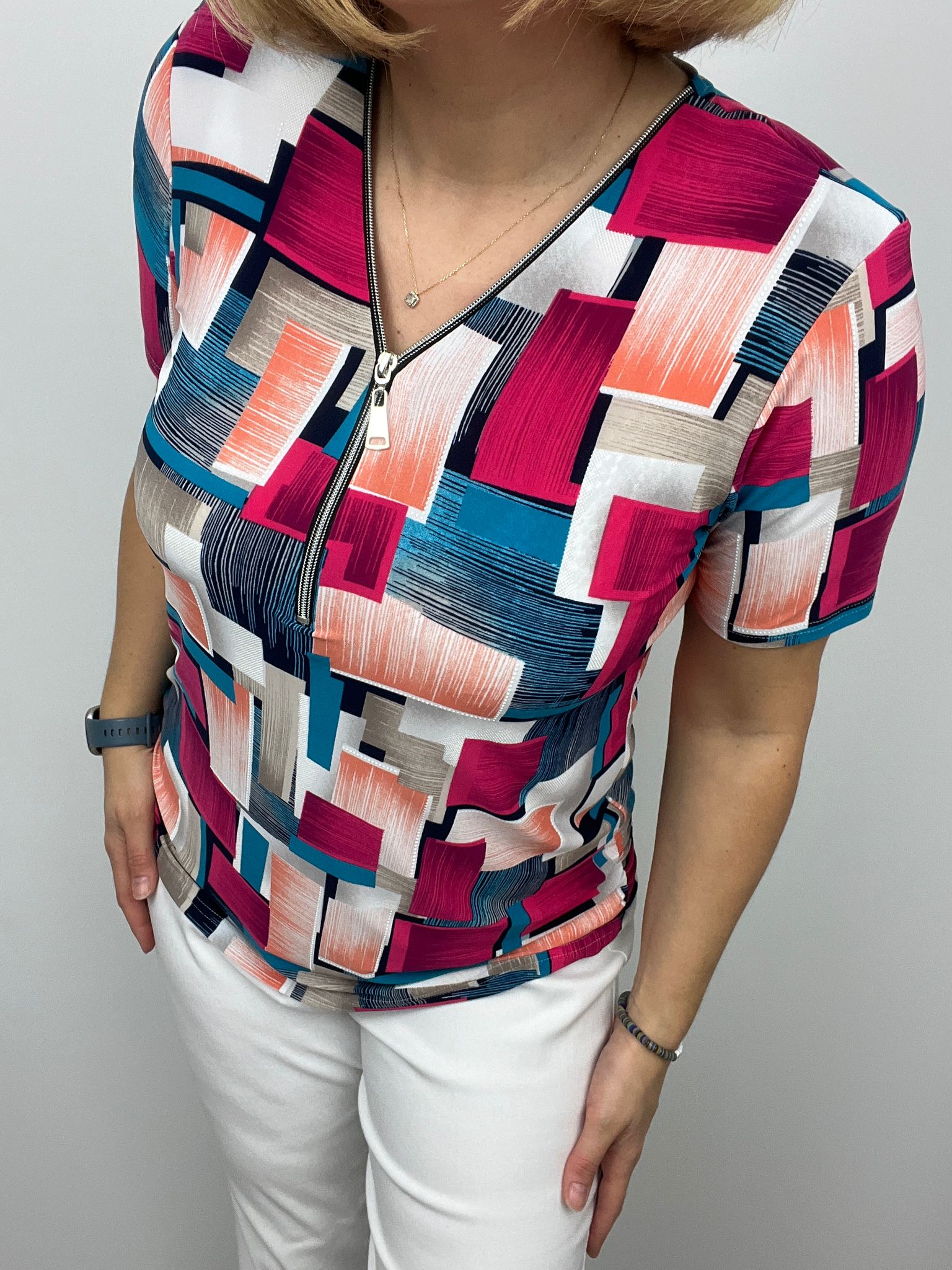 Ilona Short Sleeve Zip Top in Pink and Coral Mix Zip25 12