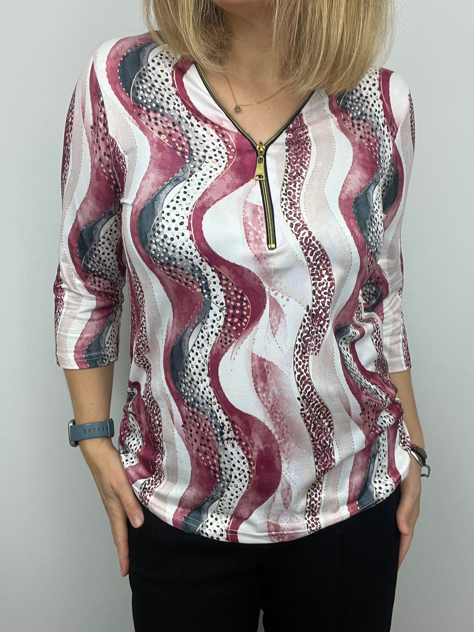 Ilona Zip25 34