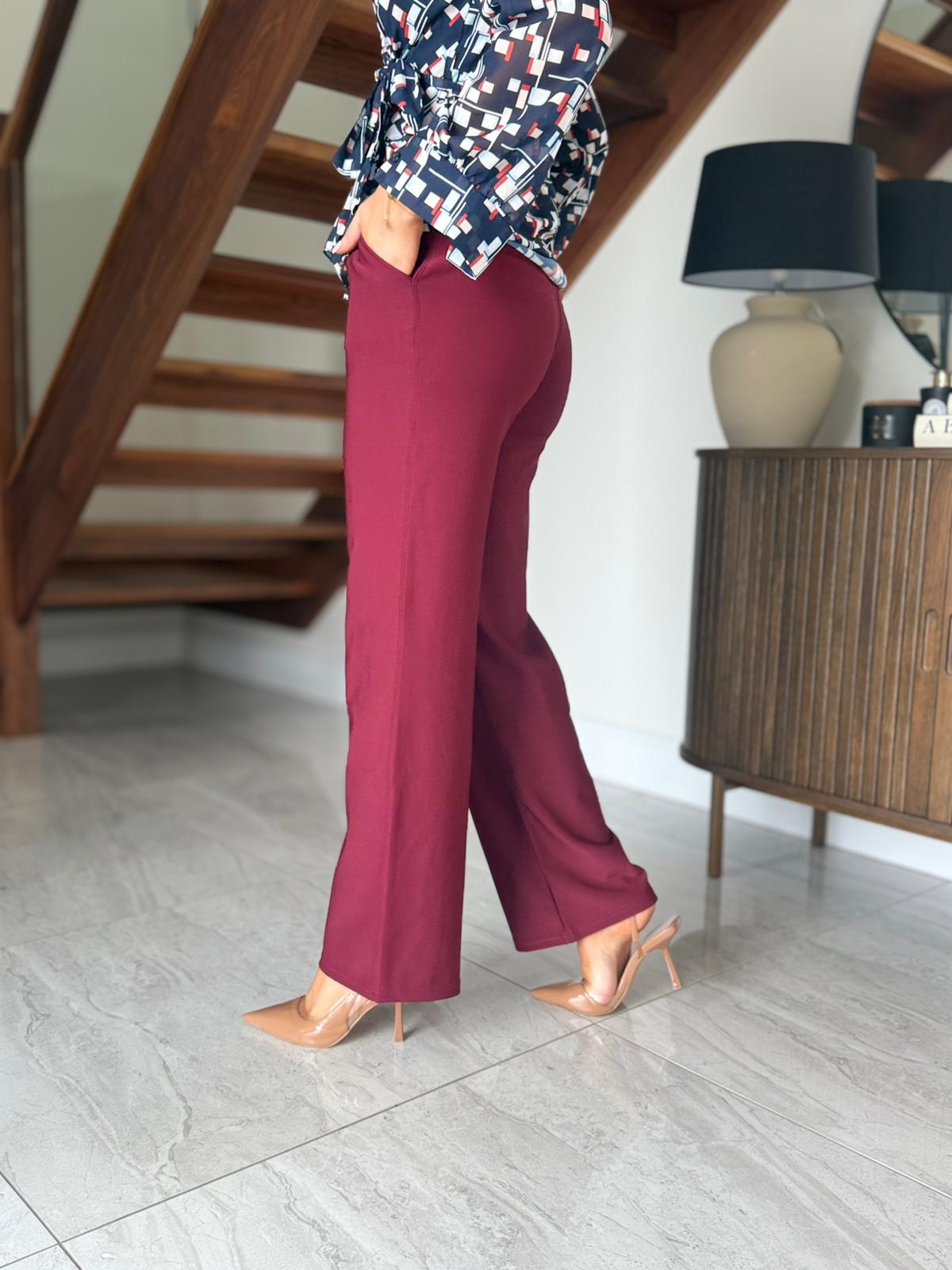 Yu & Me Scuba Straight leg trousers.