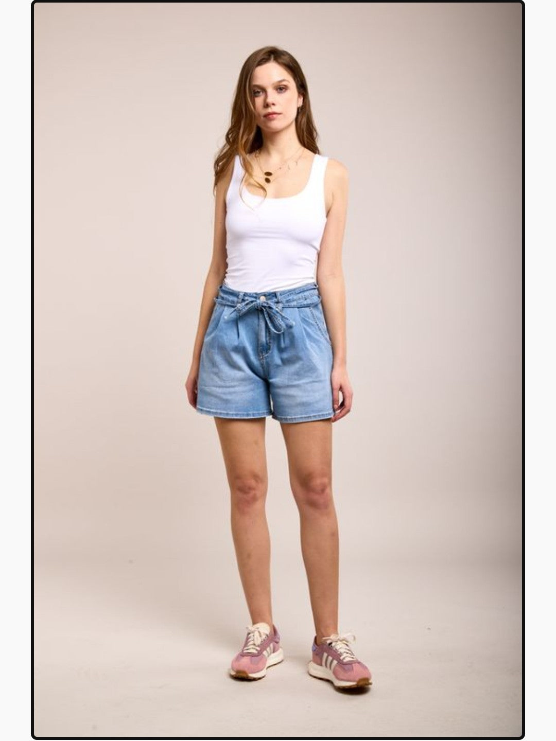 Toxic Denim Shorts with Tie belt Z035