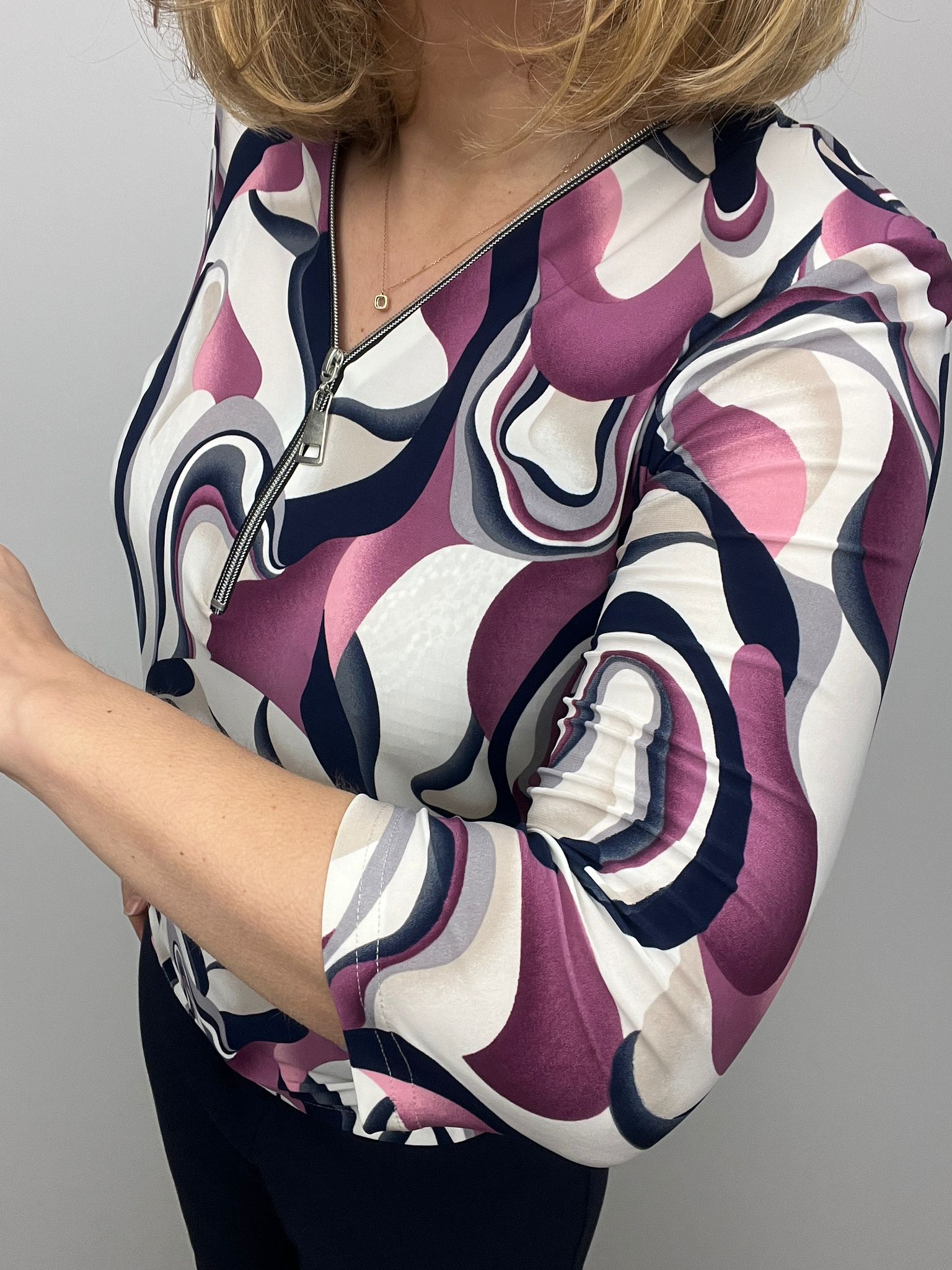 Ilona Navy and Pink Print Zip top with 3/4 sleeve Zip26 2