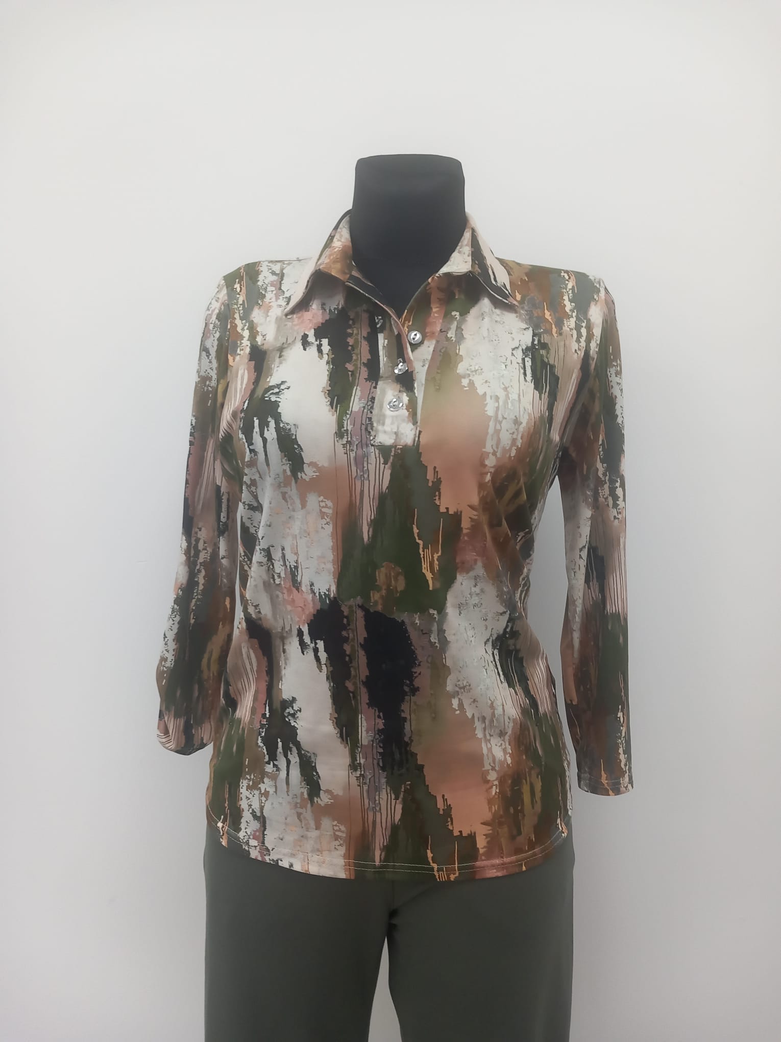 Yew Top with Collar in Gorgeous Earth tones of Green and Brown Yew25 67