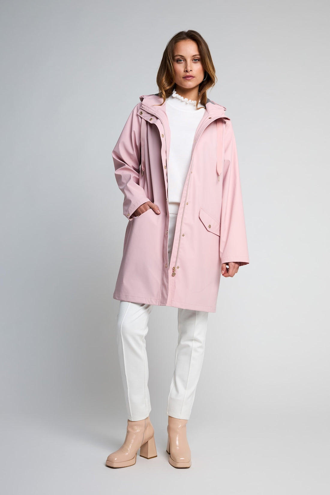 3/4 Quilted Raincoat in Dusky pink or red