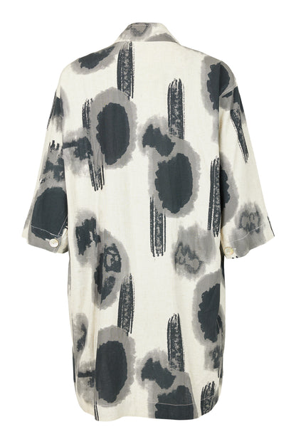 Noen Longline Jacket in black grey and beige print
