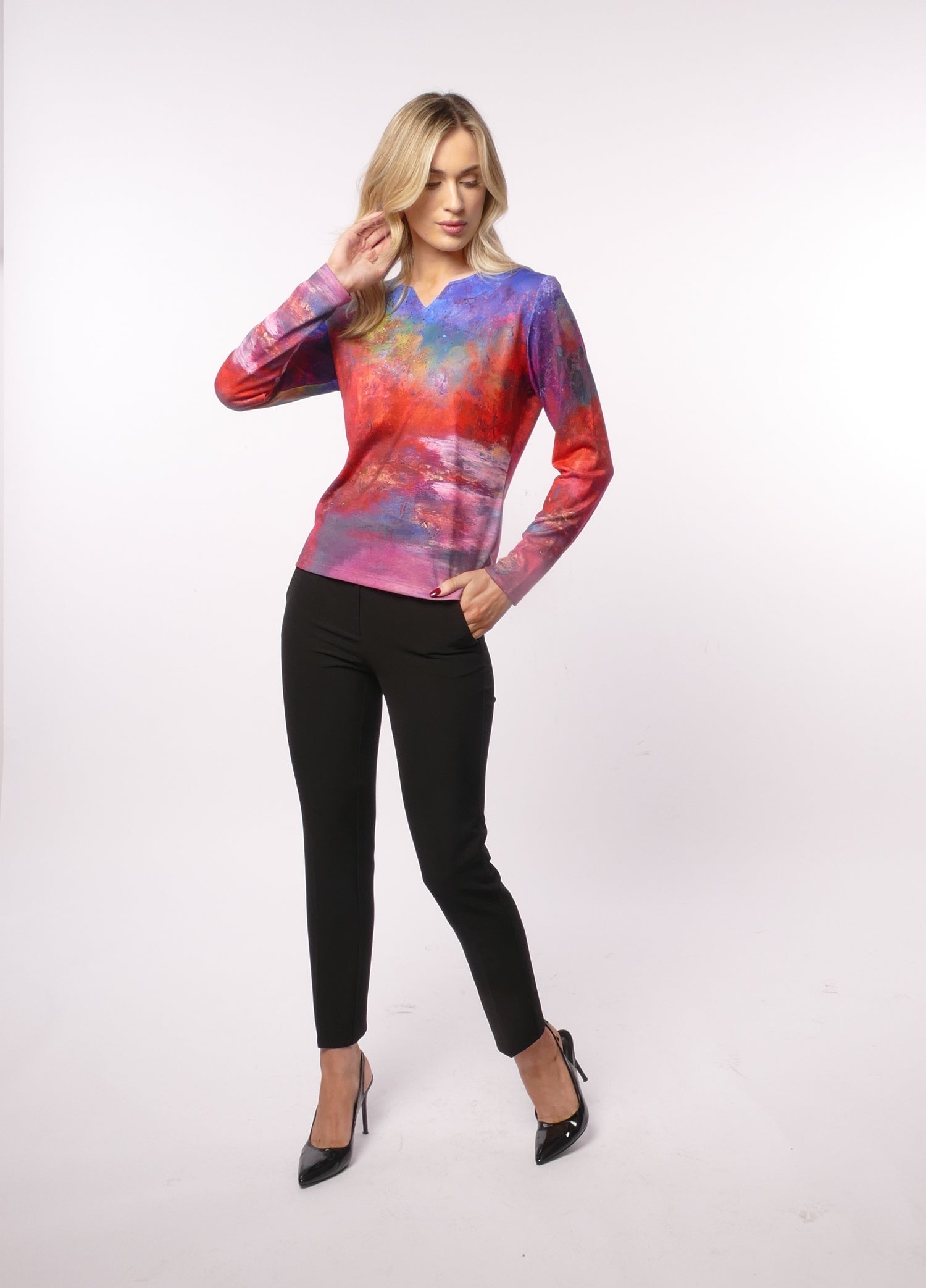Libra v neck abstract print top with gem stone  detail Lt1942