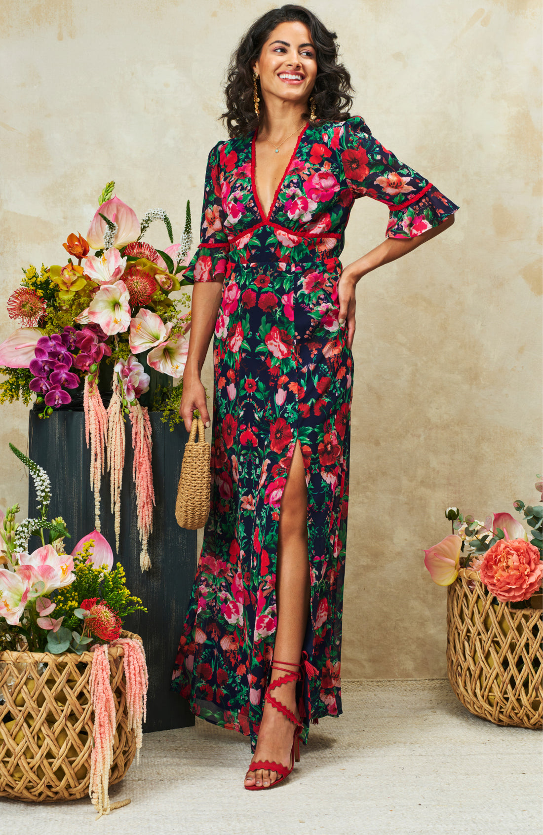 Hope &amp; Ivy Jemma Frill Sleeve Thigh Split Open Back Maxi Dress with Lace Trim
