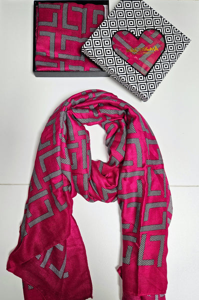 Luxury Geo print scarf  with gift box 🎁