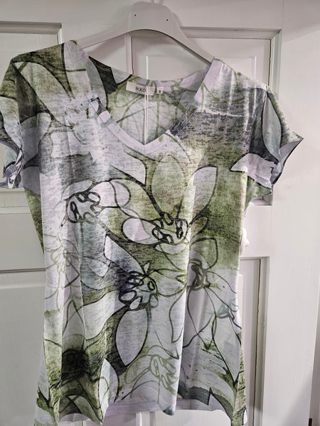 V ~Neck T Shirt with all over print. Blue or Green  31281