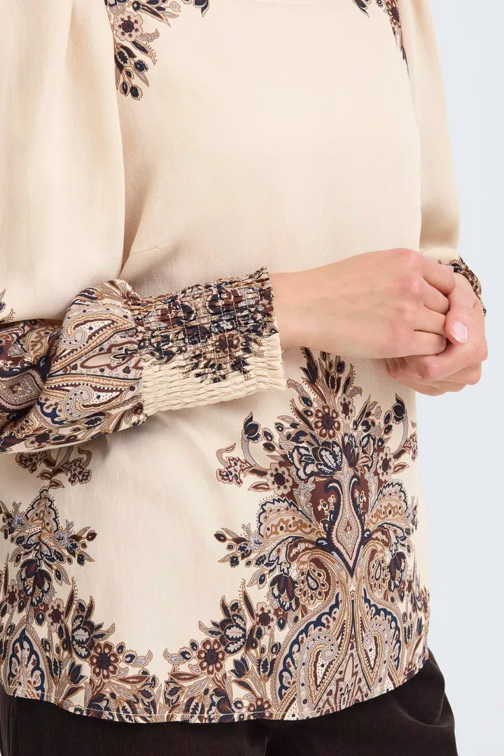 Fransa Baroque print blouse in Black or cream 20617327