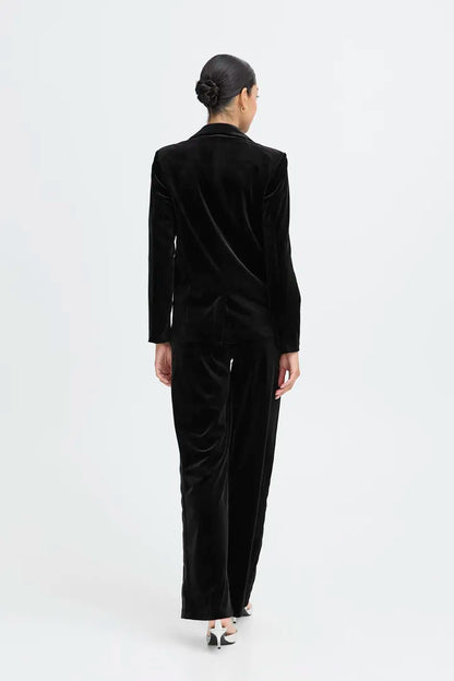 Byoung Black Velvet Blazer