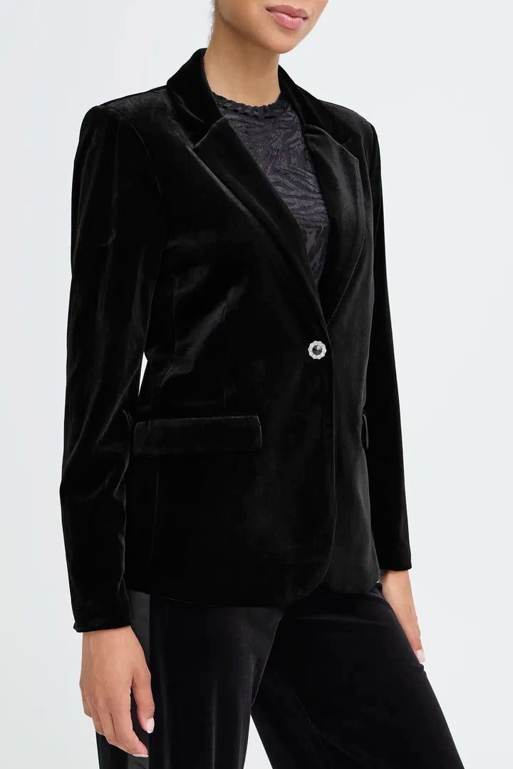 Byoung Black Velvet Blazer