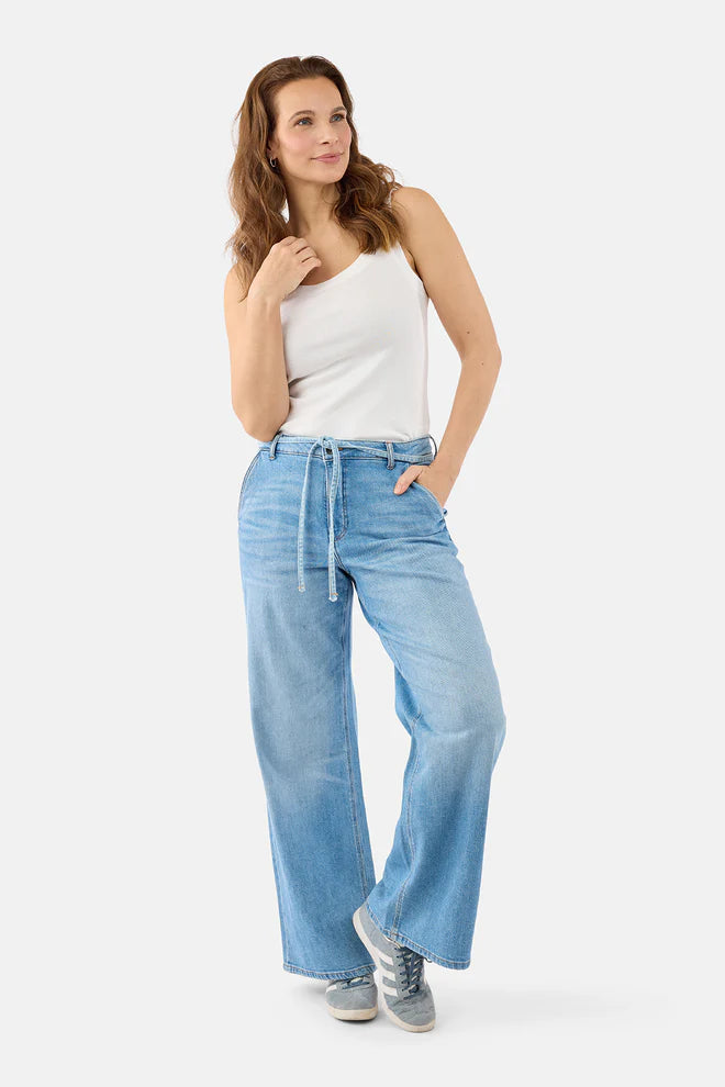 B Copenhagen Premium High Waist Denim Jeans with belt 220080