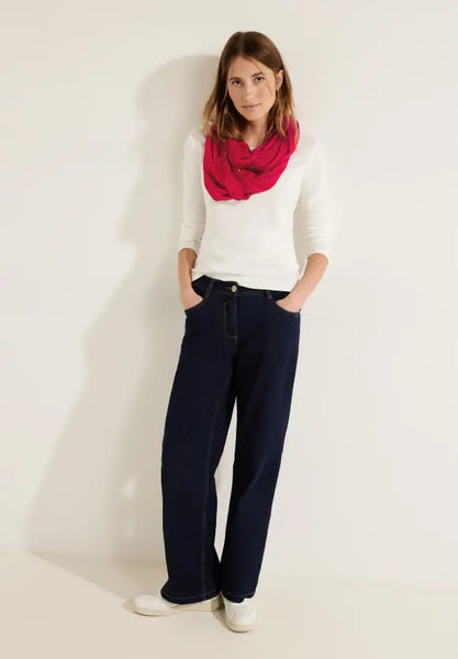 Cecil plain colour loop scarf in red or navy 572180