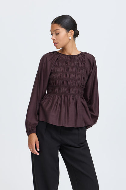 Byoung Shirred Blouse in Fudge 20819718
