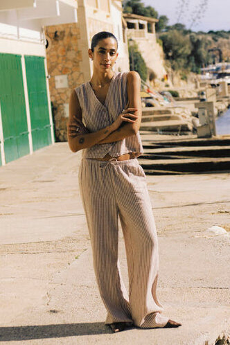 Byoung Linen Blend Waistcoat in Woodsmoke Stripe 20818821 1