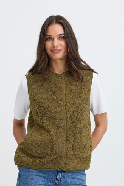 Byoung Teddy Gilet with pockets in Avocado green 20819465 Green
