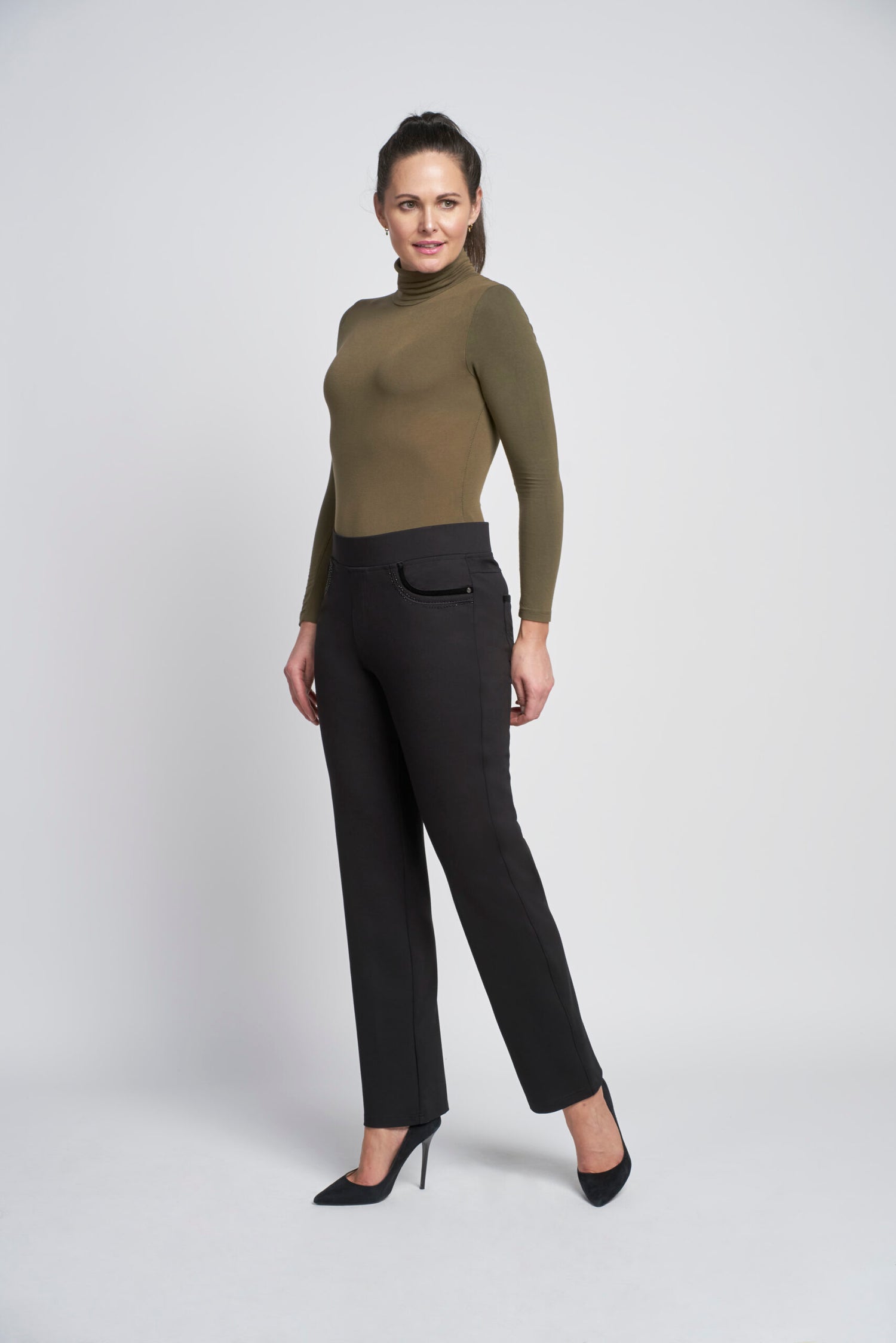 Ponte Straight leg Trouser with Crystal Velvet Pocket Detail  Pinns405T 2026