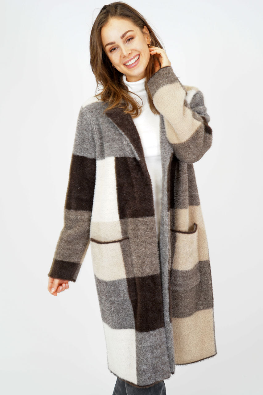 M.X.O. Feather yarn Faux Fur Coat in Brown check print  51297