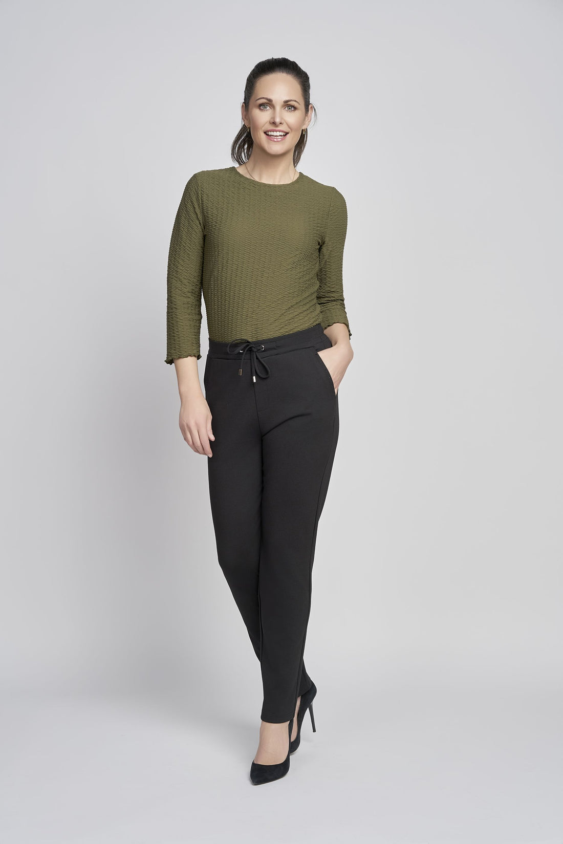 Pinns Straight Leg Relaxed trousers with gemstone pockets 705T