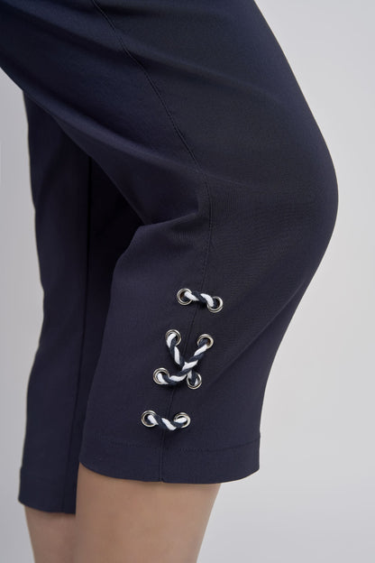 Pinns Bengaline Crop Trousers with Zip pockets and Hem Detail  724C