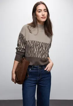 Street one Colour block Jumper in Deep Roast Brown